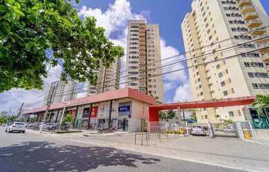 Imagem: O apartamento possui 3 Dormitórios, 2 Banheiros, 2 Vagas na