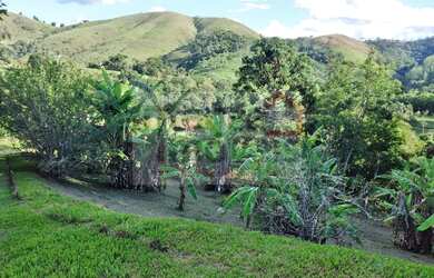 Imagem: A fazenda possui 3000m² de Área e está localizado em Jardim