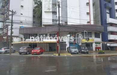 Imagem: O depósito possui 2 Vagas na garagem e 64m² de Área e está