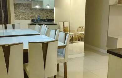 Imagem: O apartamento possui 3 Dormitórios, 2 Banheiros, 2 Vagas na