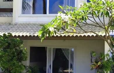 Imagem: A casa em condomínio possui 3 Dormitórios, 3 Banheiros, 2