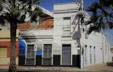 Imagem: O depósito possui 600m² de Área e está localizado em Centro