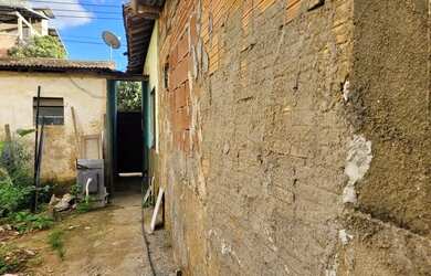 Imagem 4: Vendo esta casa. 240m² de Área, 2 Banheirose2 Dormitórios