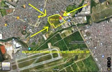 Imagem: O terreno possui 98.000m² de Área e está localizado em Jardim