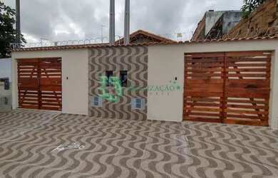 Imagem: A casa possui 2 Dormitórios, 1 Banheiro, 1 Vaga na garagem