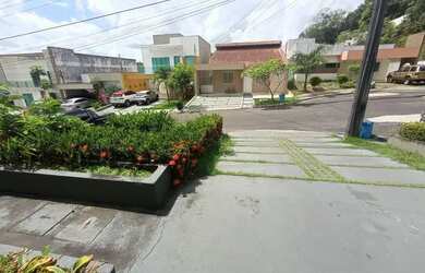 Imagem: A casa em condomínio possui 3 Dormitórios, 3 Banheiros, 4