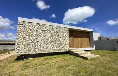 Imagem: A casa em condomínio possui 3 Dormitórios, 4 Banheiros e 200m²