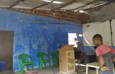 Imagem 2: Igreja. 2 Banheirose5 Dormitórios