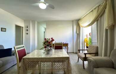 Imagem: O apartamento à venda possui 2 Dormitórios, 1 Banheiro, 1