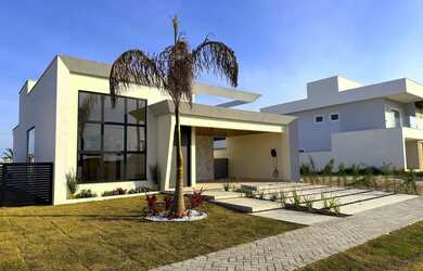 Imagem: A casa em condomínio possui 3 Dormitórios, 5 Banheiros, 2