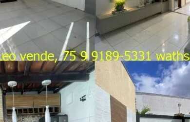 Imagem: A casa possui 3 Dormitórios, 2 Banheiros, 2 Vagas na garagem