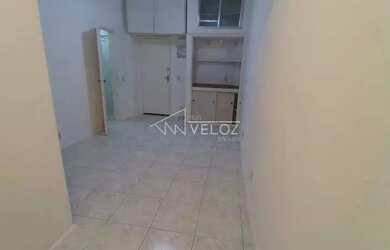 Imagem 16: Kitnet/Conjugado - / Residencial / Centro