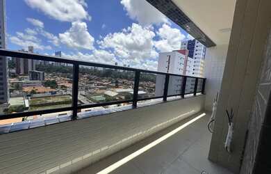Imagem: O apartamento possui 3 Dormitórios, 2 Banheiros, 2 Vagas na