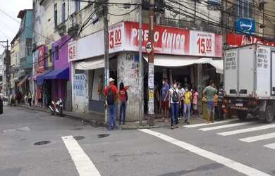 Imagem 2: Alugo Loja com Mezanino, 180m² em Nazaré, em Frente ao Colégio Central....