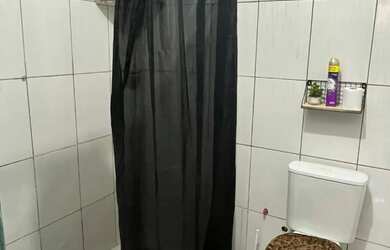 Imagem 9: Casarão em Rio das ostras e 2 ap em cima e 2 lojas na frente