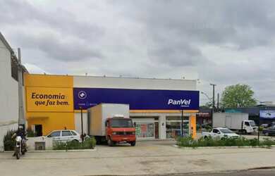 Imagem: O terreno possui 715m² de Área, Imóvel novo e está localizado