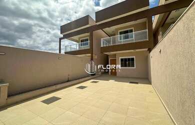 Imagem: A casa possui 4 Dormitórios, 4 Banheiros, 4 Vagas na garagem