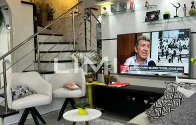 Imagem: A casa possui 3 Dormitórios, 2 Banheiros, 1 Vaga na garagem