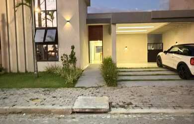 Imagem: A casa em condomínio possui 3 Dormitórios, 3 Banheiros, 4