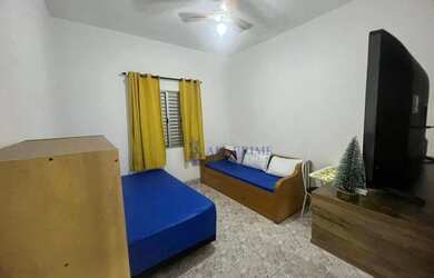 Imagem: A kitnet possui 1 Dormitório, 1 Banheiro, 1 Vaga na garagem