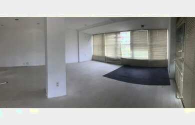 Imagem: O depósito possui 160m² de Área e está localizado em Barra