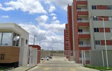 Imagem: O apartamento possui 3 Dormitórios, 1 Banheiro, 1 Vaga na garagem