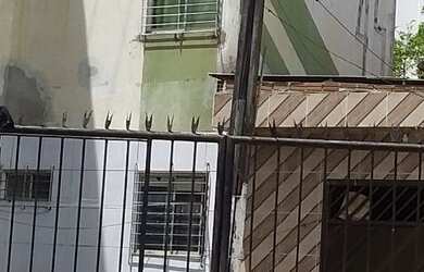 Imagem: O apartamento possui 2 Dormitórios, 1 Banheiro e está localizado