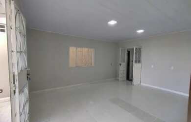 Imagem: A kitnet possui 1 Dormitório, 1 Banheiro, 1 Vaga na garagem