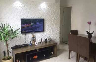 Imagem: O apartamento possui 2 Dormitórios, 1 Banheiro, 2 Vagas na