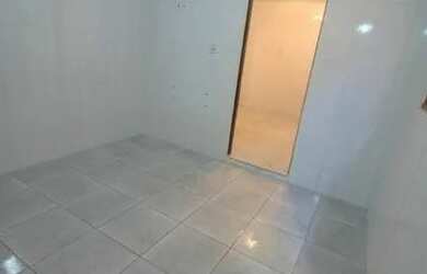 Imagem 2: Kitnet ,Jayara ,Anápolis(550livre)incluso água e energia para uma pessoa