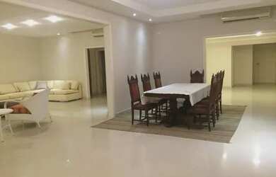 Imagem 10: Apartamento para aluguel e venda possui 280 metros quadrados com 4 quartos