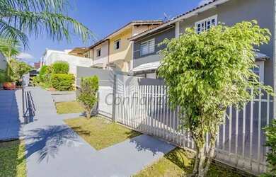 Imagem: A casa em condomínio possui 2 Dormitórios, 1 Banheiro, 2 Vagas