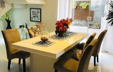 Imagem 6: Venda Casa com 259,00 metroQuadrado, 5 dormitório s , 3 vaga s . Swiss...