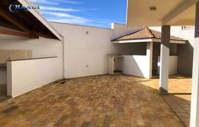 Imagem: A casa em condomínio possui 3 Dormitórios, 4 Banheiros, 5