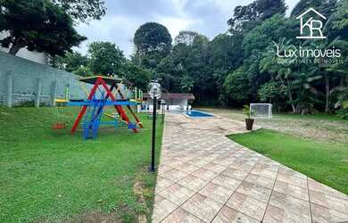 Imagem: O terreno possui 300m² de Área e está localizado em Flores