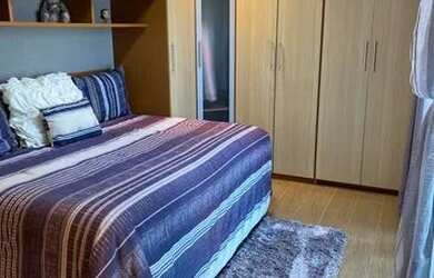 Imagem: A casa possui 5 Dormitórios, 3 Banheiros e está localizado