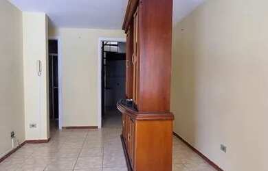 Imagem: A casa em condomínio possui 3 Dormitórios, 2 Banheiros, 1