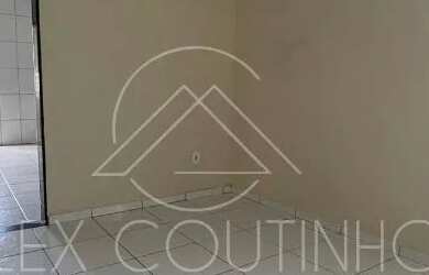 Imagem: O apartamento possui 2 Dormitórios, 1 Banheiro e está localizado