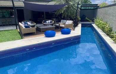 Imagem: A casa em condomínio possui 4 Dormitórios, 5 Banheiros, 4