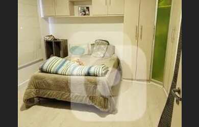 Imagem: O apartamento na cobertura possui 3 Dormitórios, 2 Banheiros