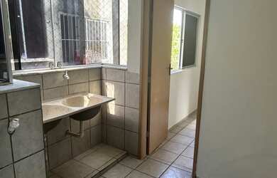 Imagem 4: Alugo Colinas do Sol. Piscina, Churrasqueira, 80m² de Áreae1 Vaga na...