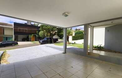 Imagem 4: Casa Assobradada de Alto Padrão Condomínio Vale do Arvoredo Londrina/PR