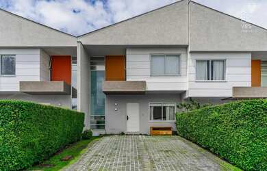 Imagem: A casa em condomínio possui 3 Dormitórios, 3 Banheiros, 2