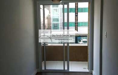 Imagem: O apartamento possui 2 Dormitórios, 2 Banheiros, 2 Vagas na