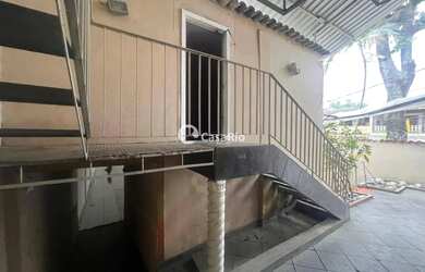 Imagem 8: Madureira Casa. Churrasqueira, Varanda, 490m² de Áreae2 Banheiros