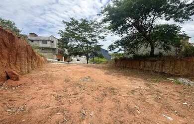 Imagem: O terreno possui 225m² de Área e está localizado em Jardim