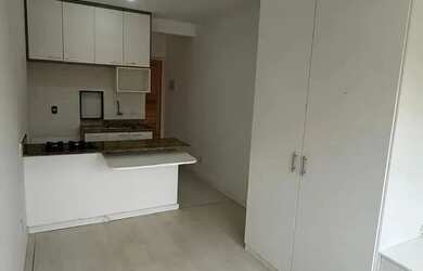 Imagem: O studio possui 1 Dormitório, 1 Banheiro, 30m² de Área, Imóvel