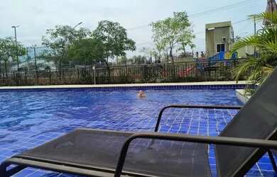 Imagem: O apartamento possui 2 Dormitórios, 1 Banheiro, 1 Vaga na garagem