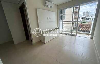 Imagem: O studio possui 1 Dormitório, 1 Banheiro, 1 Vaga na garagem