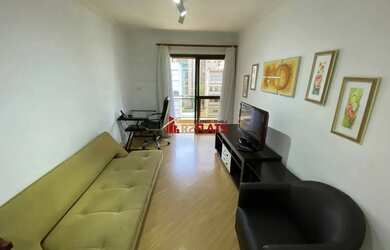 Imagem: O studio possui 1 Dormitório, 1 Banheiro, 1 Vaga na garagem